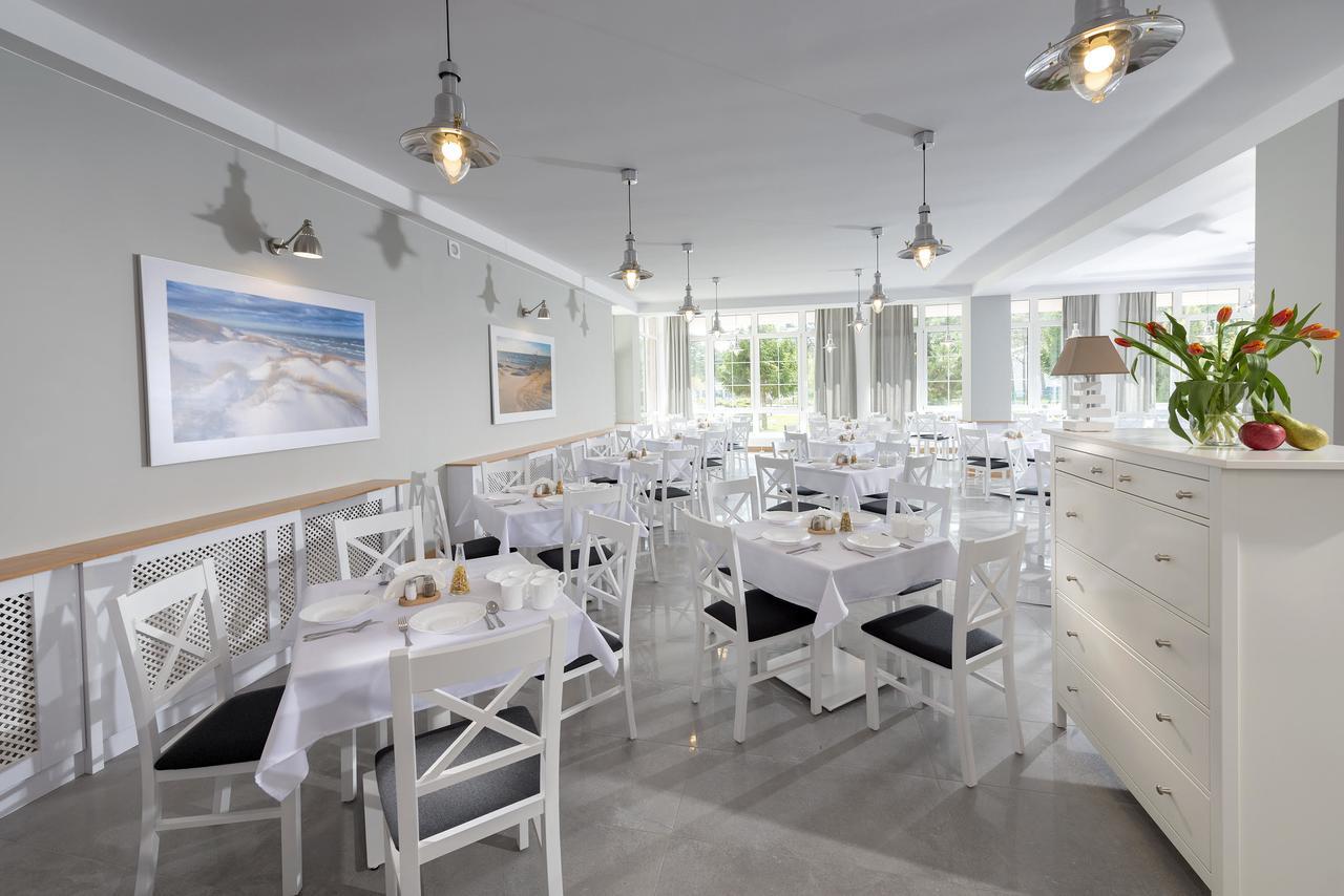 Osrodek Wypoczynkowy Varsowia Hotel เมียนซีวอเจีย ภายนอก รูปภาพ